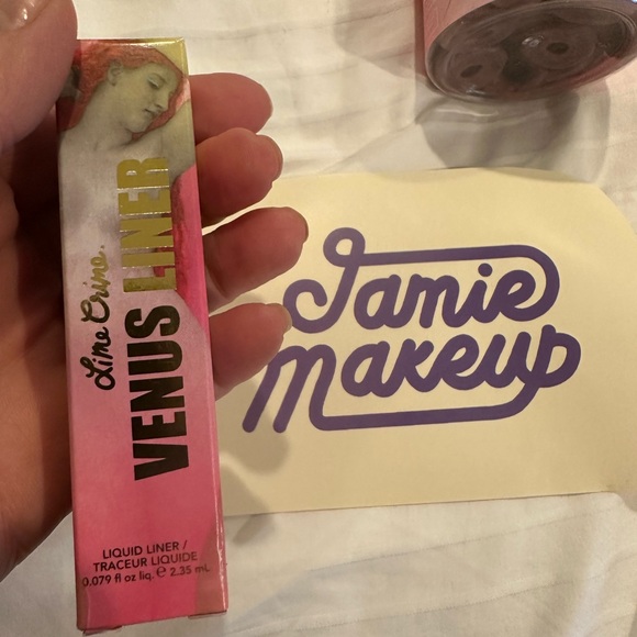 Hanni, Oceanly, Lime Crime-Jamie Makeup Bundle - Picture 9 of 14